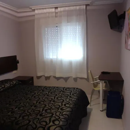 Oasis Дения