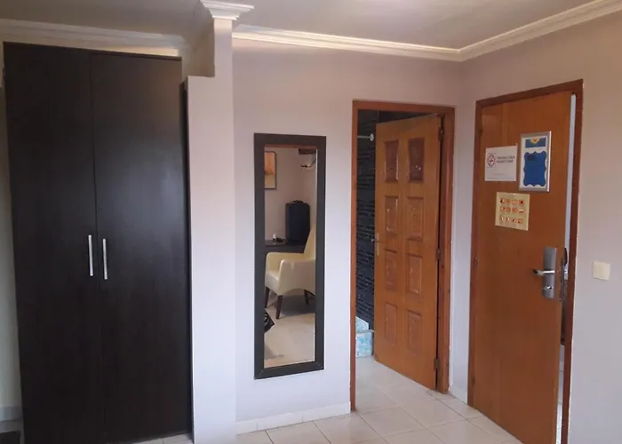 Casa de hóspedes Oasis *