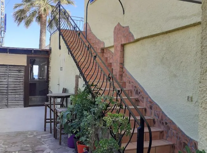 Casa de hóspedes Oasis *