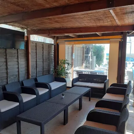 Oasis Pensionat Denia